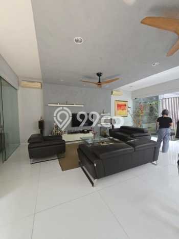 Hot Offer Hunian Mewah Ideal dan Luas di Kebayoran Baru, Jakarta Selatan Hot Offer Hunian Mewah Ideal dan Luas di Kebayoran Baru, Jakarta Selatan