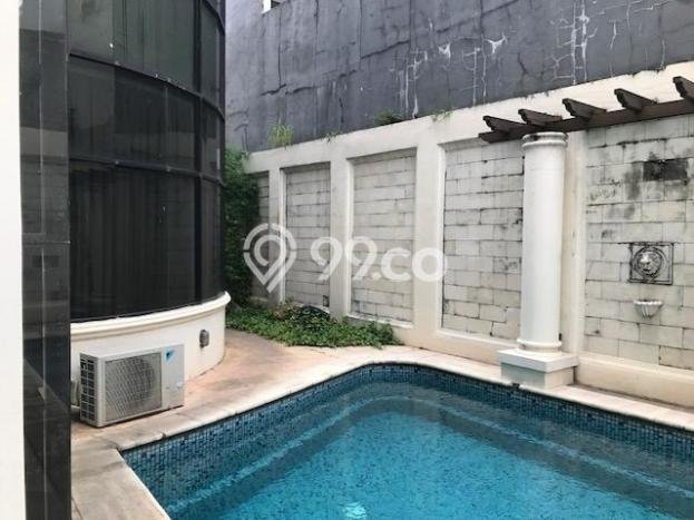 Hunian Mewah LB 918m2 Siap Pakai Desain Elegan di Pondok Indah, Jakarta Selatan Hunian Mewah LB 918m2 Siap Pakai Desain Elegan di Pondok Indah, Jakarta Selatan