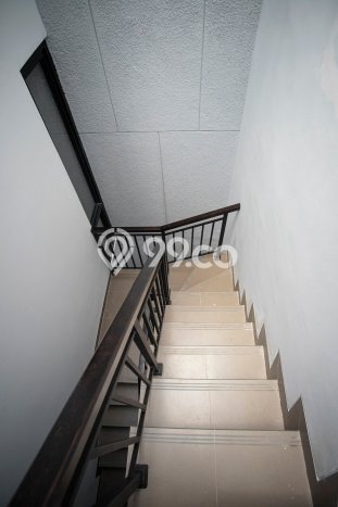 Ready to Use! Premium House LT 261m2 Desain Elegan di BSD Delatinos Ready to Use! Premium House LT 261m2 Desain Elegan di BSD Delatinos