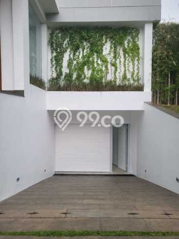 Rumah Luxury Modern Siap Huni di Pondok Indah Jakarta Selatan Rumah Luxury Modern Siap Huni di Pondok Indah Jakarta Selatan