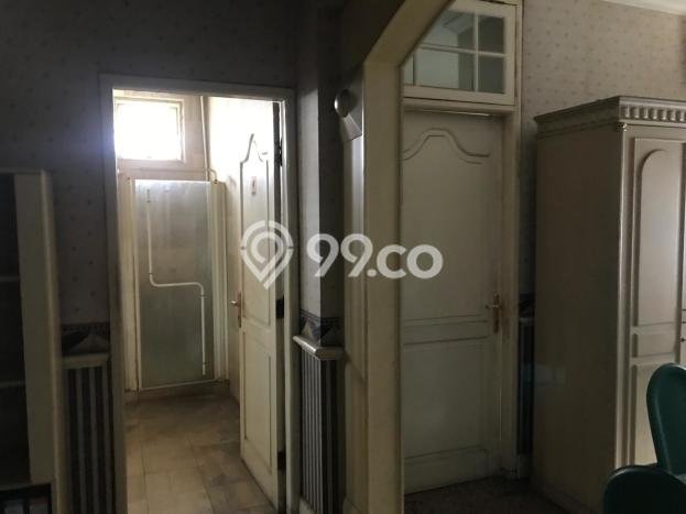Hunian Mewah LB 918m2 Siap Pakai Desain Elegan di Pondok Indah, Jakarta Selatan Hunian Mewah LB 918m2 Siap Pakai Desain Elegan di Pondok Indah, Jakarta Selatan