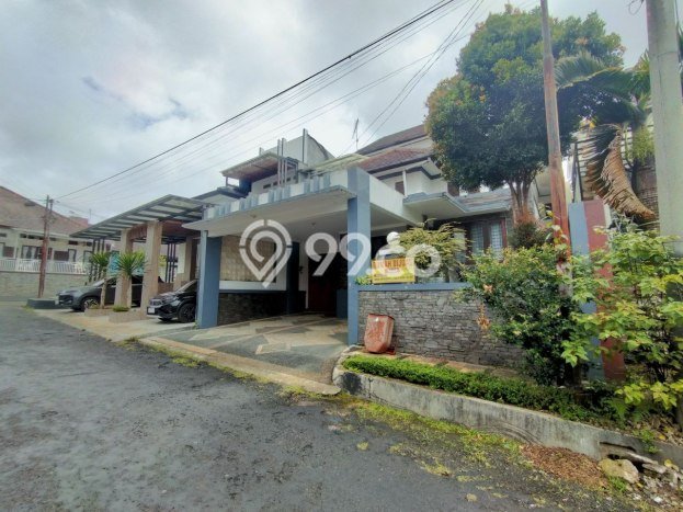 Dijual Rumah Strategis Bagus Punya 5 KT di Cikole Sukabumi SHM Dijual Rumah Strategis Bagus Punya 5 KT di Cikole Sukabumi SHM