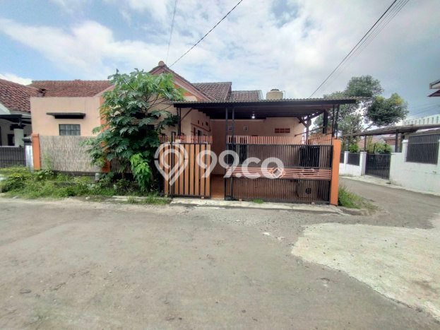Hunian Strategis 3 KT LB 90m2 Kondisi Bagus di Kota Sukabumi Hunian Strategis 3 KT LB 90m2 Kondisi Bagus di Kota Sukabumi