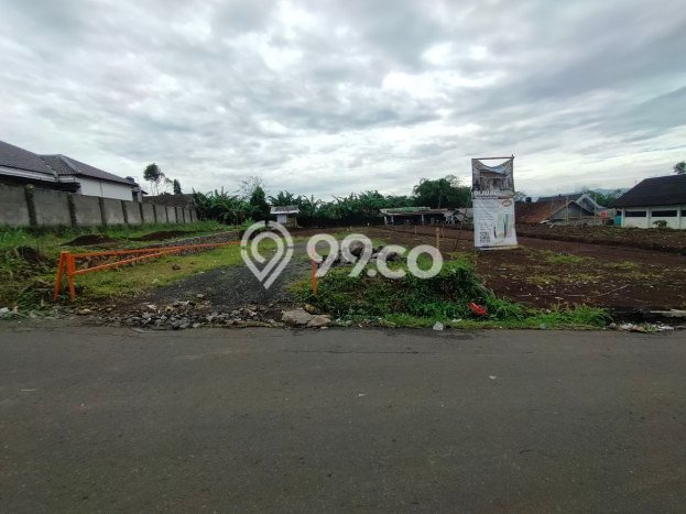 Kavling Tanah di Cikole Dijual Luas 93m2 Legalitas - Kavling Tanah di Cikole Dijual Luas 93m2 Legalitas -