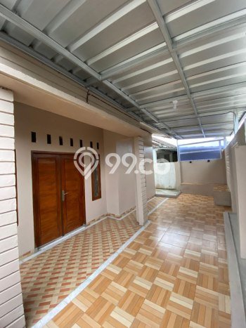 For Sale Rumah 4 Kamar Lokasi Ideal Bagus dan Strategis di Cisaat For Sale Rumah 4 Kamar Lokasi Ideal Bagus dan Strategis di Cisaat