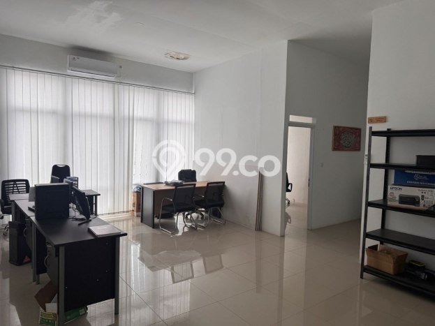 Area Ramai! Ruko Dijual di Cisaat untuk Bisnis Luas Bangunan 90m2 Area Ramai! Ruko Dijual di Cisaat untuk Bisnis Luas Bangunan 90m2