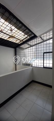 Rumah Modern 2 KT di Lippo Karawaci Tangerang Semi Furnished Rumah Modern 2 KT di Lippo Karawaci Tangerang Semi Furnished