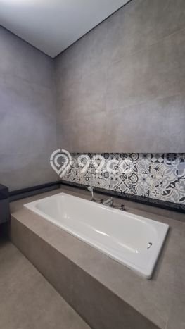 Ready to Use! Premium House LT 334m2 Desain Elegan di Setra Duta Ready to Use! Premium House LT 334m2 Desain Elegan di Setra Duta