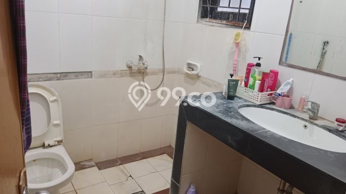 For Sale Hunian Rumah Nyaman 4 Kamar di Jatiwaringin, Bekasi For Sale Hunian Rumah Nyaman 4 Kamar di Jatiwaringin, Bekasi