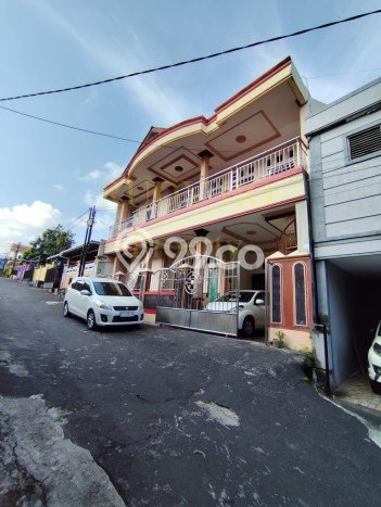 Rumah Strategis Modern Lb 288m2 di Balikpapan Selatan, Balikpapan Rumah Strategis Modern Lb 288m2 di Balikpapan Selatan, Balikpapan