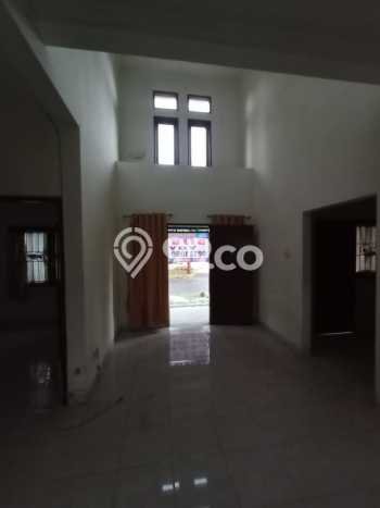 Rumah Bagus area Grand Wisata, Bekasi, Luas Tanah 135m², LB 75m² Rumah Bagus area Grand Wisata, Bekasi, Luas Tanah 135m², LB 75m²