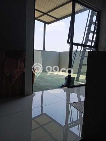 Dijual Hunian Rumah Terawat 3 Kamar di Grand Wisata, Bekasi Dijual Hunian Rumah Terawat 3 Kamar di Grand Wisata, Bekasi
