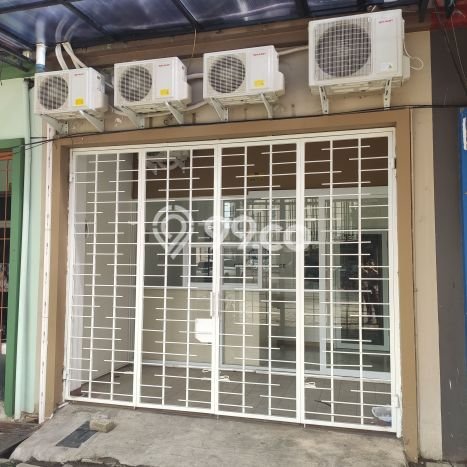 Ruko Dijual di Prime Area Jakarta Barat Luas 200m2 Ruko Dijual di Prime Area Jakarta Barat Luas 200m2