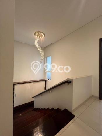 Jual Rumah Mewah Megah Dengan View Eksklusif di Lebak Bulus, Jakarta Selatan Jual Rumah Mewah Megah Dengan View Eksklusif di Lebak Bulus, Jakarta Selatan