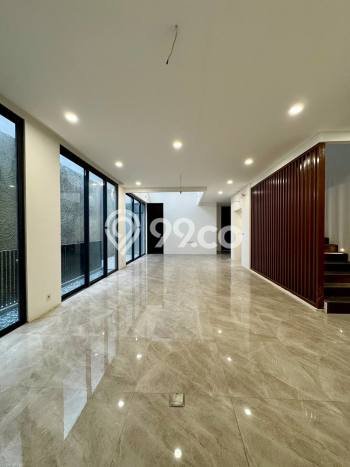 Hunian Elit LB 417m2 Siap Pakai Desain Elegan di Lebak Bulus, Jakarta Selatan Hunian Elit LB 417m2 Siap Pakai Desain Elegan di Lebak Bulus, Jakarta Selatan