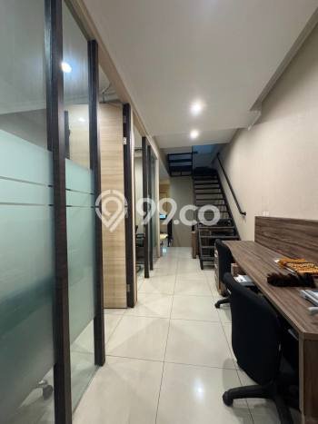 Ruko Dijual di Mampang Prapatan LT 70m2, LB 215m2 untuk Investasi Ruko Dijual di Mampang Prapatan LT 70m2, LB 215m2 untuk Investasi