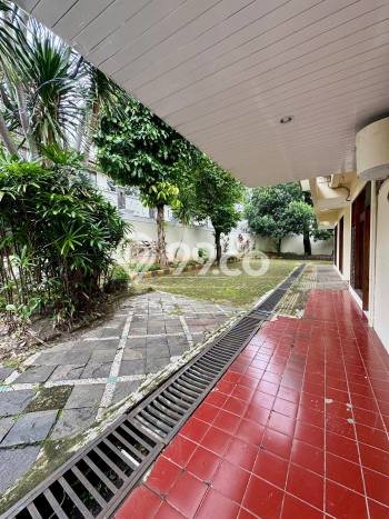 Disewakan Rumah Nyaman LT 1400m2 / LB 750m2 di Kemang, Jakarta Selatan Disewakan Rumah Nyaman LT 1400m2 / LB 750m2 di Kemang, Jakarta Selatan