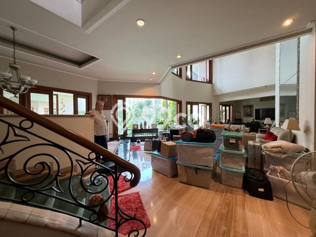 For Sale! Premium House LT 634m2 Desain Modern di Pondok Indah For Sale! Premium House LT 634m2 Desain Modern di Pondok Indah