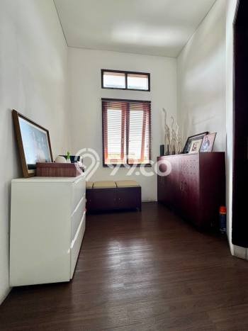 Ready to Use! Luxury House LT 536m2 Desain Elegan di Pangkalan Jati Ready to Use! Luxury House LT 536m2 Desain Elegan di Pangkalan Jati