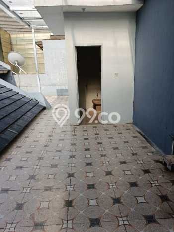 Rumah Modern 5 KT LT 216m2 di Kemang Pratama Rumah Modern 5 KT LT 216m2 di Kemang Pratama