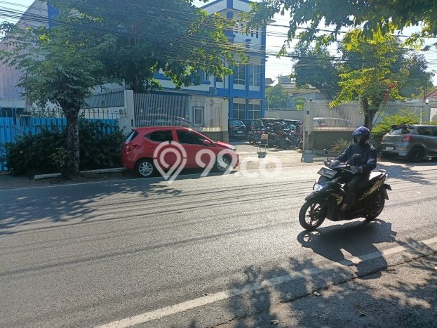 UNIT SPESIAL! Rumah area , 7 KT, Dekat Pusat Kota, Luas 685m2m² Bangunan 550m2m² UNIT SPESIAL! Rumah area , 7 KT, Dekat Pusat Kota, Luas 685m2m² Bangunan 550m2m²