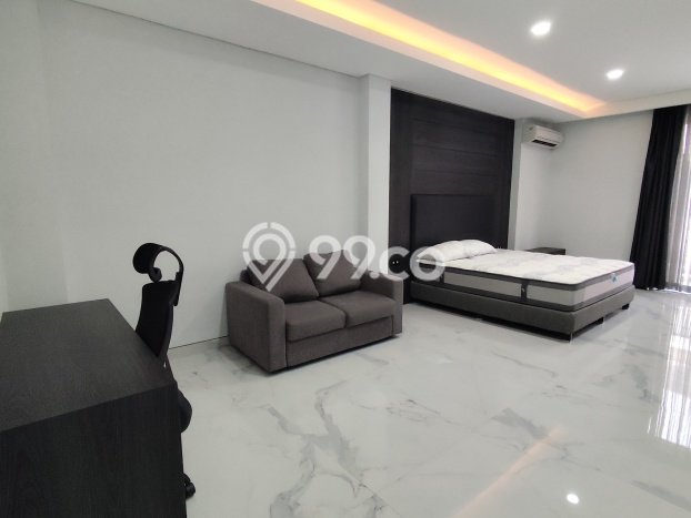GOOD DEAL! Rumah di Candi Golf, 5 KM, Ready, LT 288m² LB 400m² GOOD DEAL! Rumah di Candi Golf, 5 KM, Ready, LT 288m² LB 400m²