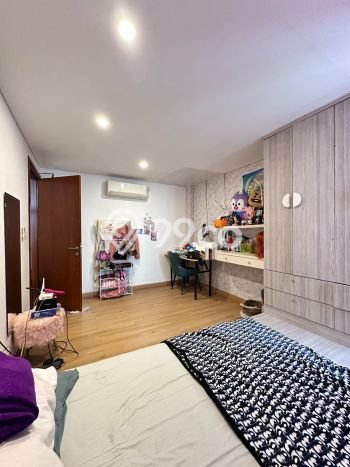 Kesempatan Investasi Rumah LB 337m² di Lokasi Strategis, Jakarta Selatan Kesempatan Investasi Rumah LB 337m² di Lokasi Strategis, Jakarta Selatan