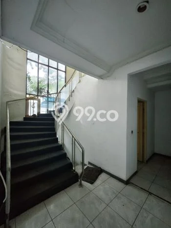 Peluang Investasi! Kost Dijual di Kebayoran Lama, Jakarta Selatan, 1 KT, 0 KM, Luas 450m2 Peluang Investasi! Kost Dijual di Kebayoran Lama, Jakarta Selatan, 1 KT, 0 KM, Luas 450m2
