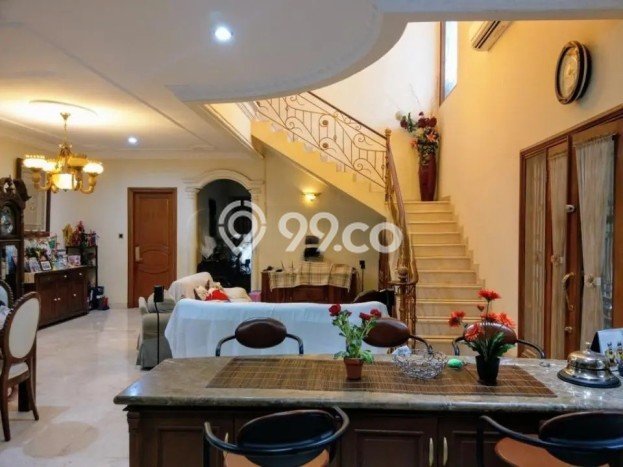 Dijual Rumah Premium dengan Fasilitas Sekitar Komplit di Cilandak, Jakarta Selatan Dijual Rumah Premium dengan Fasilitas Sekitar Komplit di Cilandak, Jakarta Selatan