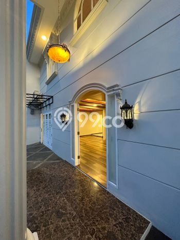 Rumah Elit LB 202m2 Siap Huni Desain Elegan di Pondok Indah, Jakarta Selatan Rumah Elit LB 202m2 Siap Huni Desain Elegan di Pondok Indah, Jakarta Selatan
