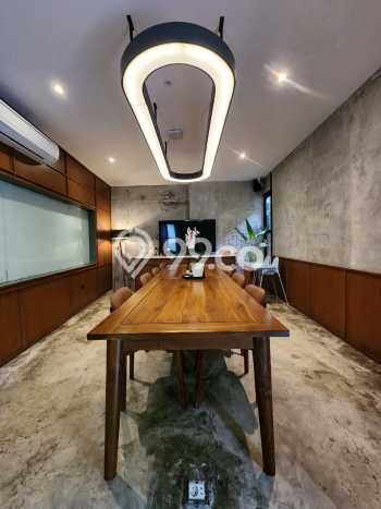 Komersial Dijual di Jakarta Selatan LT 1100m2 & LB 600m2 Lokasi Terbaik! Komersial Dijual di Jakarta Selatan LT 1100m2 & LB 600m2 Lokasi Terbaik!
