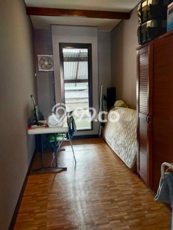 Dijual Rumah Luas Elegan Dengan View Cantik di Pejaten, Jakarta Selatan Dijual Rumah Luas Elegan Dengan View Cantik di Pejaten, Jakarta Selatan