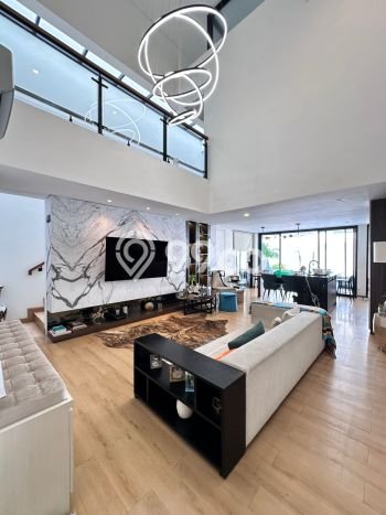 Kesempatan Investasi Rumah LB 337m² di Lokasi Strategis, Jakarta Selatan Kesempatan Investasi Rumah LB 337m² di Lokasi Strategis, Jakarta Selatan