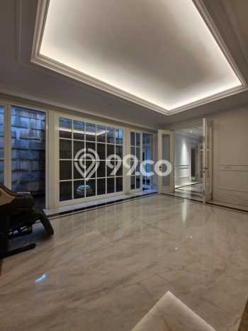 Rumah Elit Modern Siap Huni di Mega Kuningan Jakarta Selatan Rumah Elit Modern Siap Huni di Mega Kuningan Jakarta Selatan