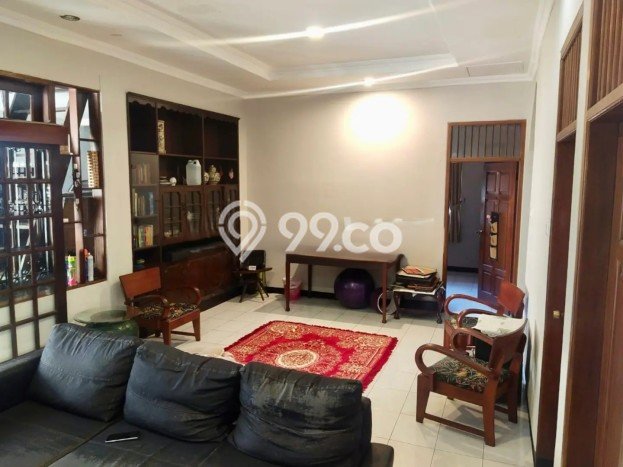 Dijual Rumah Luas Elegan Dengan View Cantik di Pejaten, Jakarta Selatan Dijual Rumah Luas Elegan Dengan View Cantik di Pejaten, Jakarta Selatan