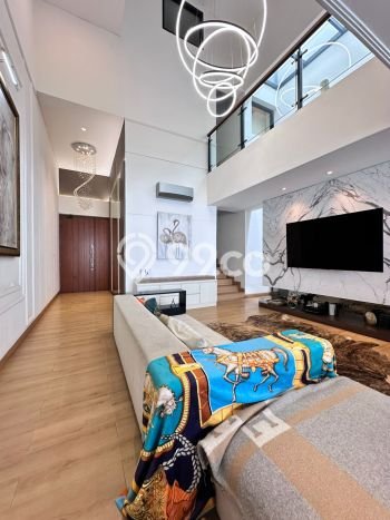 Kesempatan Investasi Rumah LB 337m² di Lokasi Strategis, Jakarta Selatan Kesempatan Investasi Rumah LB 337m² di Lokasi Strategis, Jakarta Selatan