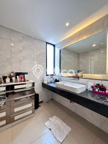 Kesempatan Investasi Rumah LB 337m² di Lokasi Strategis, Jakarta Selatan Kesempatan Investasi Rumah LB 337m² di Lokasi Strategis, Jakarta Selatan