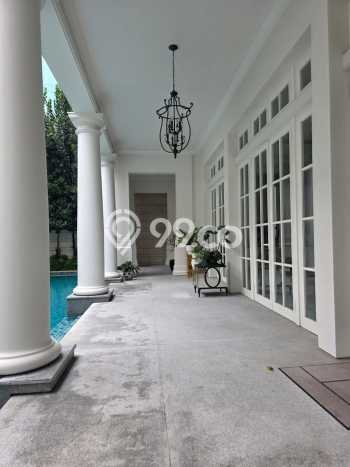 Rumah Elit Modern Siap Huni di Mega Kuningan Jakarta Selatan Rumah Elit Modern Siap Huni di Mega Kuningan Jakarta Selatan