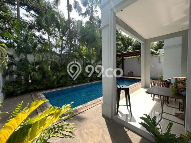 Rumah Mewah LB 279m2 Siap Pakai Desain Elegan di Kemang, Jakarta Selatan Rumah Mewah LB 279m2 Siap Pakai Desain Elegan di Kemang, Jakarta Selatan