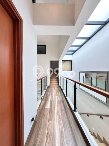 Kesempatan Investasi Rumah LB 337m² di Lokasi Strategis, Jakarta Selatan Kesempatan Investasi Rumah LB 337m² di Lokasi Strategis, Jakarta Selatan