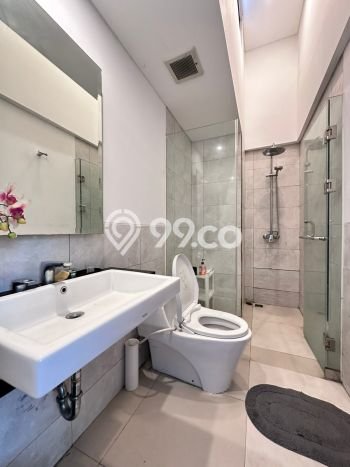 Kesempatan Investasi Rumah LB 337m² di Lokasi Strategis, Jakarta Selatan Kesempatan Investasi Rumah LB 337m² di Lokasi Strategis, Jakarta Selatan