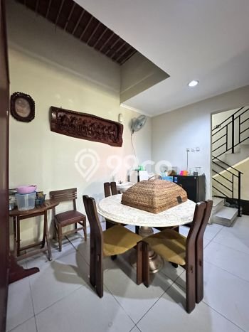 Kost Dijual di Kebayoran Lama Spesifikasi 17 KT & 8 KM Kost Dijual di Kebayoran Lama Spesifikasi 17 KT & 8 KM