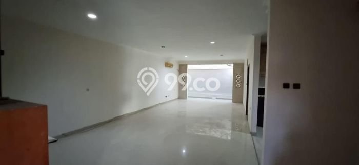 Dijual Rumah Mewah Elegan Dengan View Cantik di Green garden, Jakarta Barat Dijual Rumah Mewah Elegan Dengan View Cantik di Green garden, Jakarta Barat