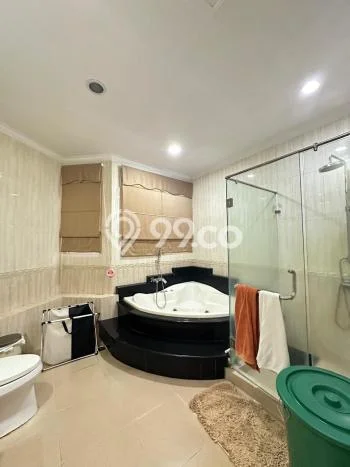Dijual Rumah Mewah Elegan Dengan View Cantik di Green Garden, Jakarta Barat Dijual Rumah Mewah Elegan Dengan View Cantik di Green Garden, Jakarta Barat