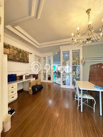 Dijual Rumah Mewah Elegan Dengan View Cantik di Green Garden, Jakarta Barat Dijual Rumah Mewah Elegan Dengan View Cantik di Green Garden, Jakarta Barat