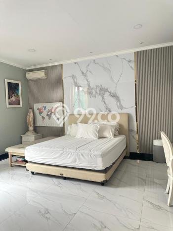 Dijual Rumah Mewah Elegan Dengan View Cantik di Green Garden, Jakarta Barat Dijual Rumah Mewah Elegan Dengan View Cantik di Green Garden, Jakarta Barat