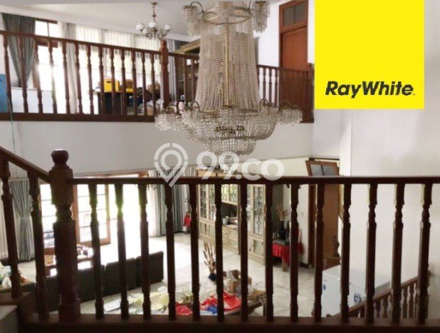 Rumah Elit Modern Siap Huni di Pondok Indah Jakarta Selatan Rumah Elit Modern Siap Huni di Pondok Indah Jakarta Selatan