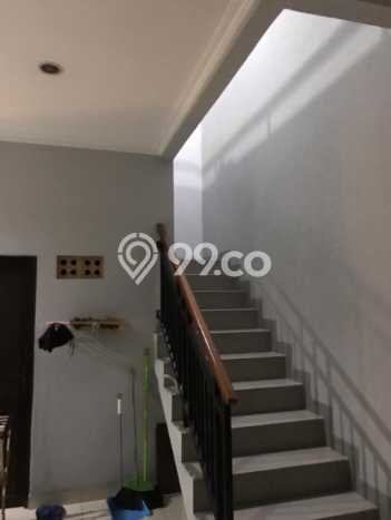 Dijual Rumah Premium dengan Fasilitas Sekitar Komplit di Pulo Gadung, Jakarta Timur Dijual Rumah Premium dengan Fasilitas Sekitar Komplit di Pulo Gadung, Jakarta Timur