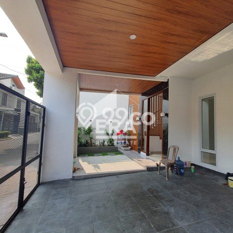 Rumah Luxury Modern Siap Huni di Bintaro Tangerang Selatan Rumah Luxury Modern Siap Huni di Bintaro Tangerang Selatan