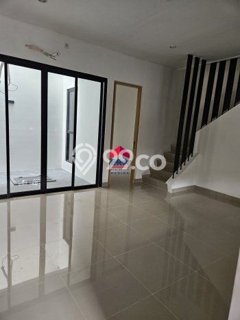 Dijual Hunian Rumah Nyaman 5 Kamar di Bintaro, Tangerang Selatan Dijual Hunian Rumah Nyaman 5 Kamar di Bintaro, Tangerang Selatan